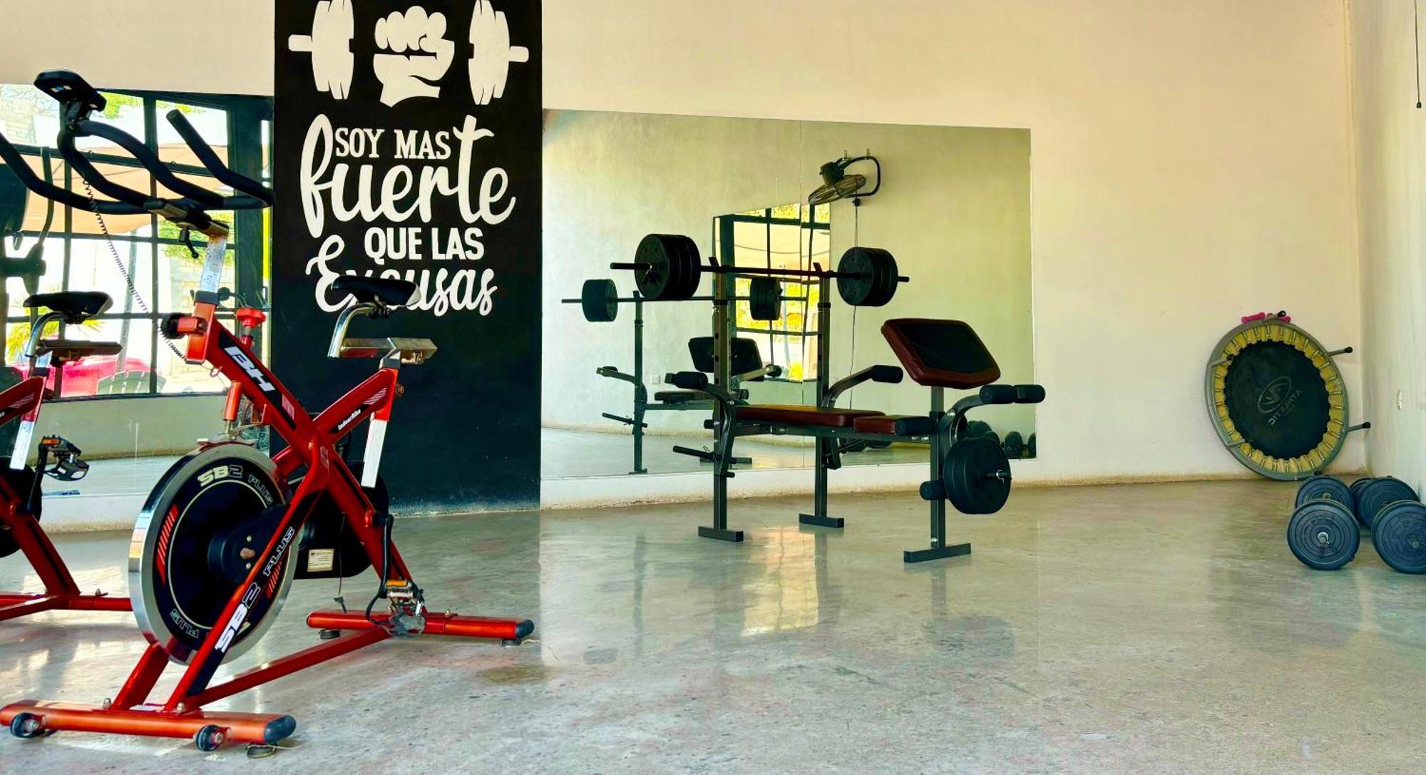 Excelente Alberca Privada En Residencial Privado, Gym, Asador Villa Ciudad Valles Luaran gambar
